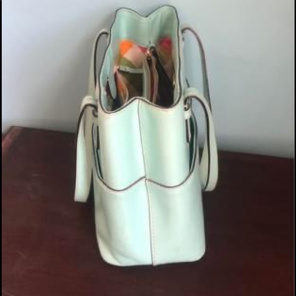 Kate Spade Purse - Picture 2 of 3